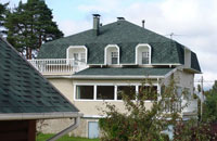 Фото крыша дома Ruflex Rocky цвет Тайга